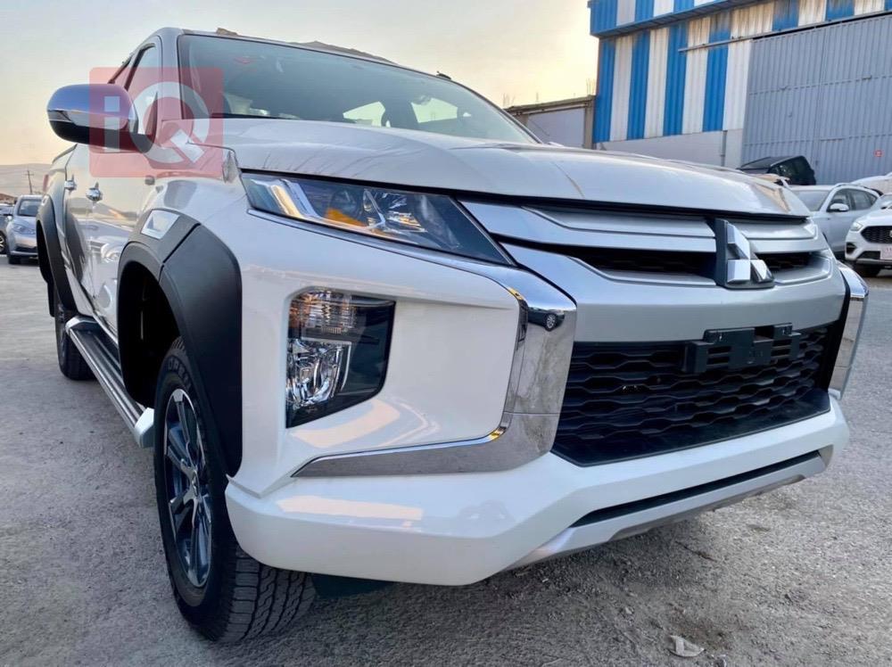 میتسوبیشی L200